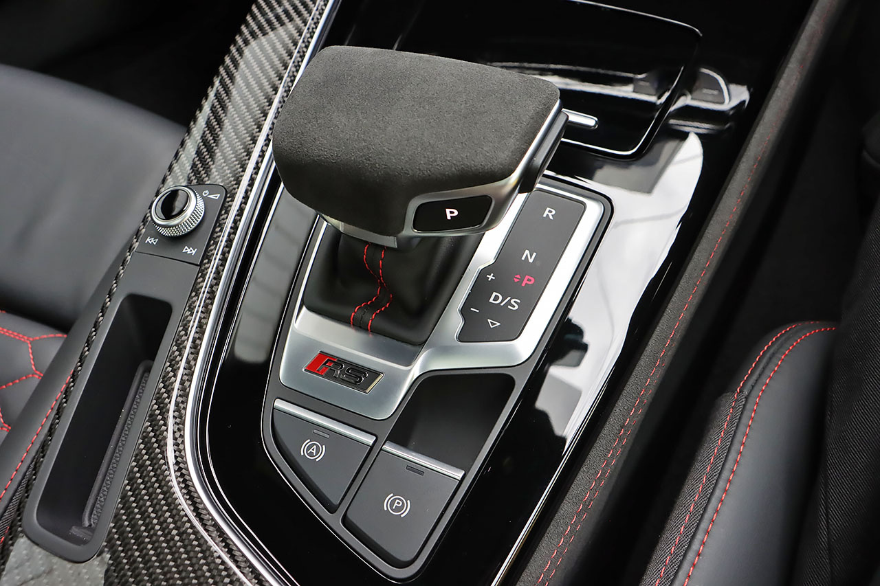 2021 Audi RS4 AVANT 