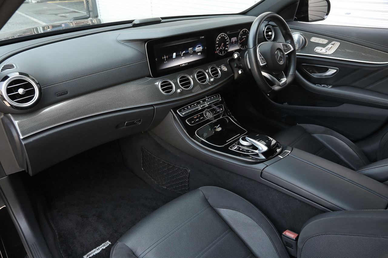 2017 Mercedes-AMG E CLASS null