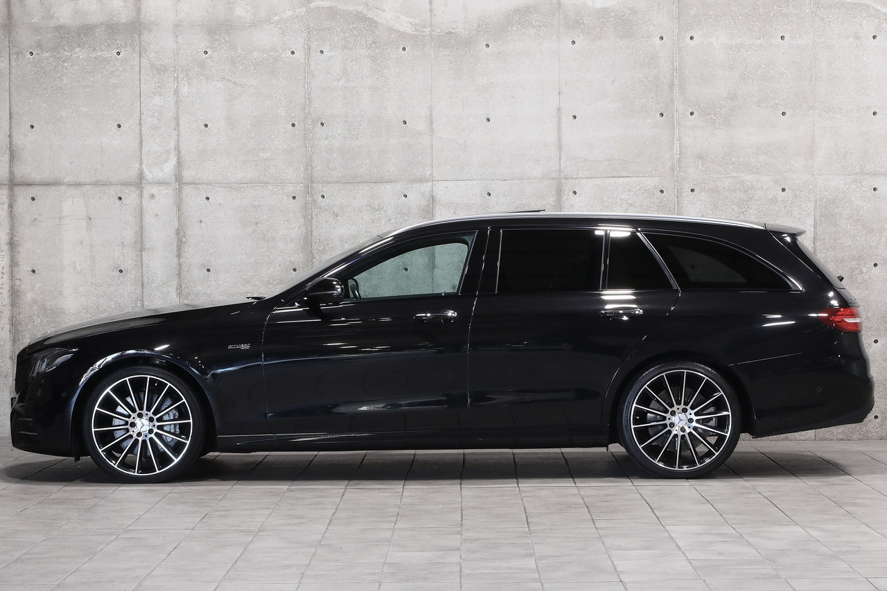 2017 Mercedes-AMG E CLASS null
