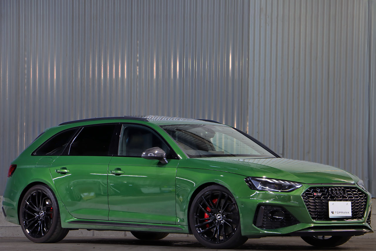 2021 Audi RS4 AVANT 