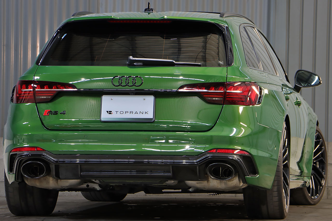 2021 Audi RS4 AVANT 