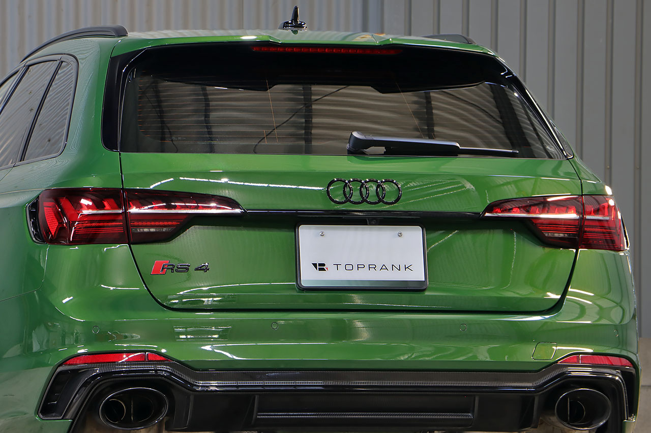 2021 Audi RS4 AVANT 