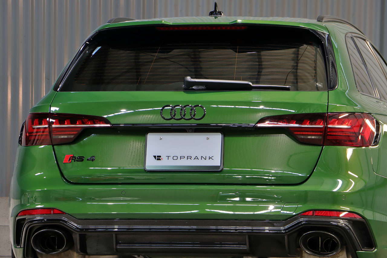 2021 Audi RS4 AVANT 