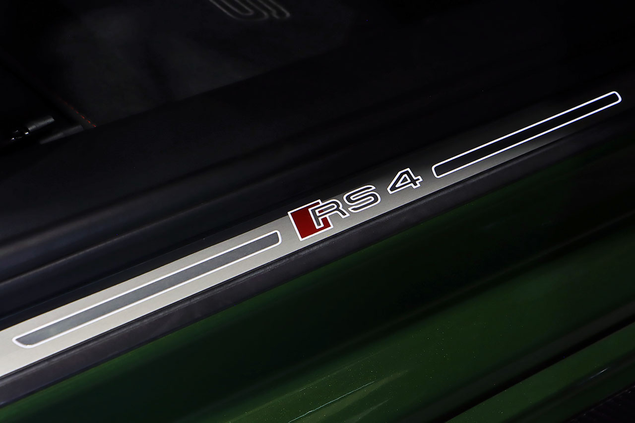 2021 Audi RS4 AVANT 