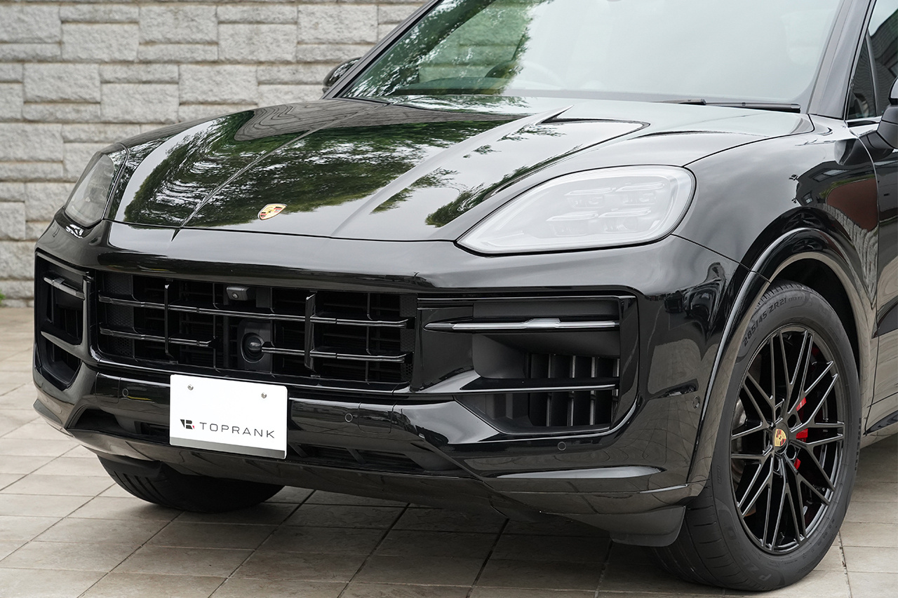 2024 Porsche CAYENNE 