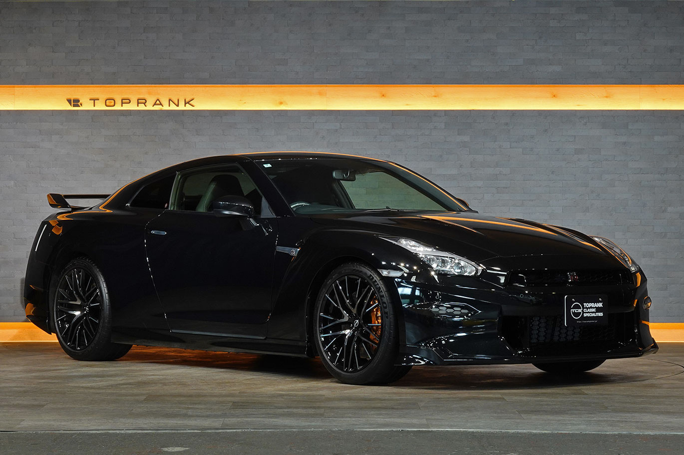 2024 Nissan GT-R R35 GT-R Pure Edition, MY24, Finial Updated Model, LED Day-time Running Lights