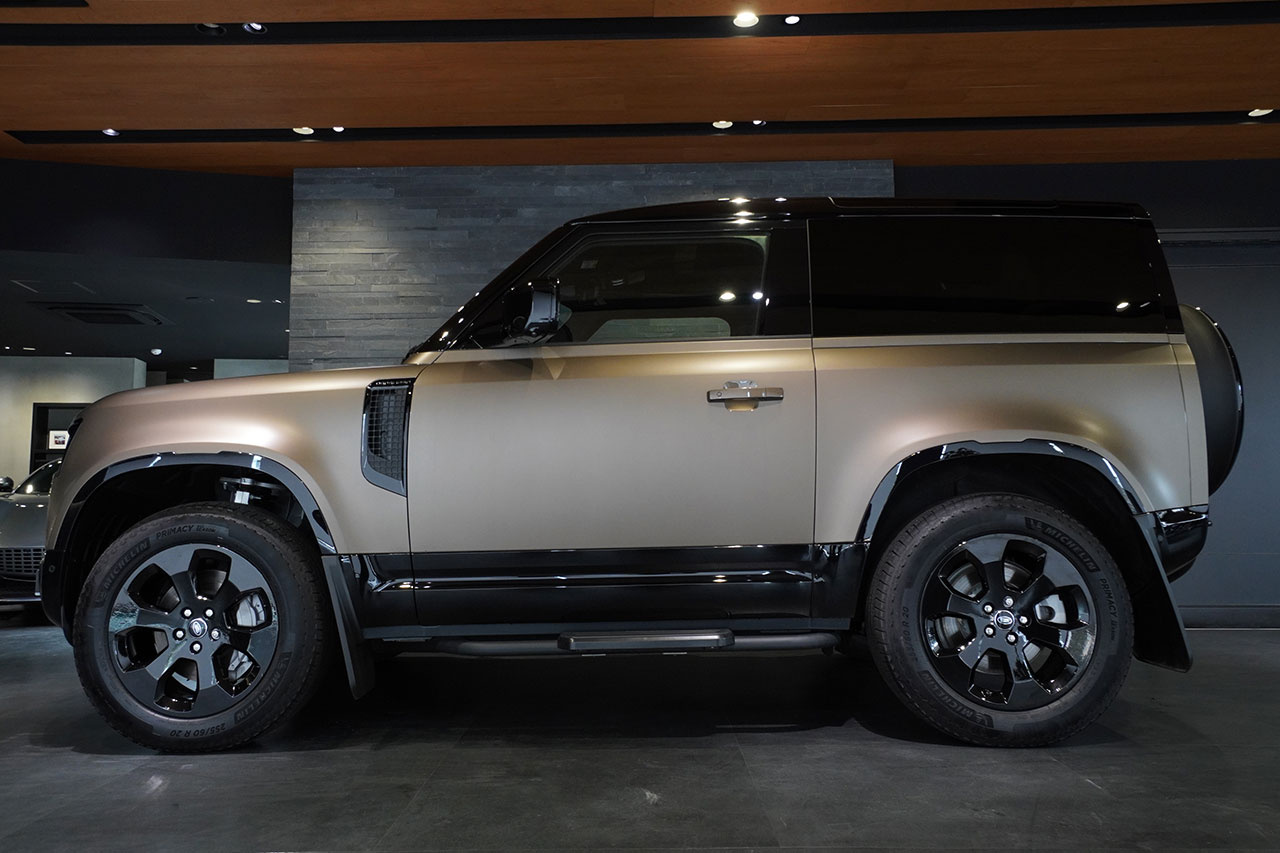 2025 Land Rover DEFENDER null