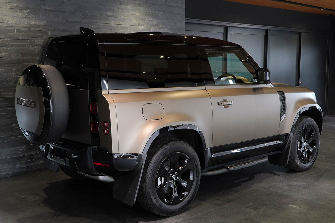 2025 Land Rover DEFENDER null