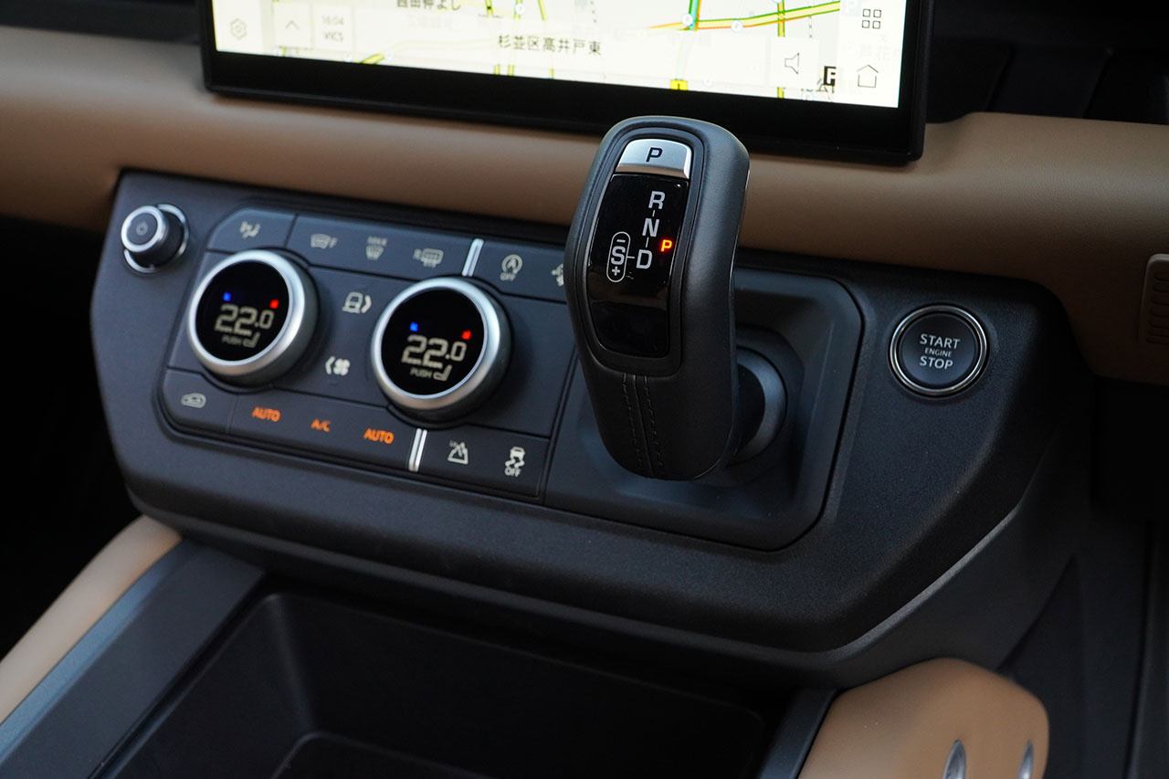 2025 Land Rover DEFENDER null