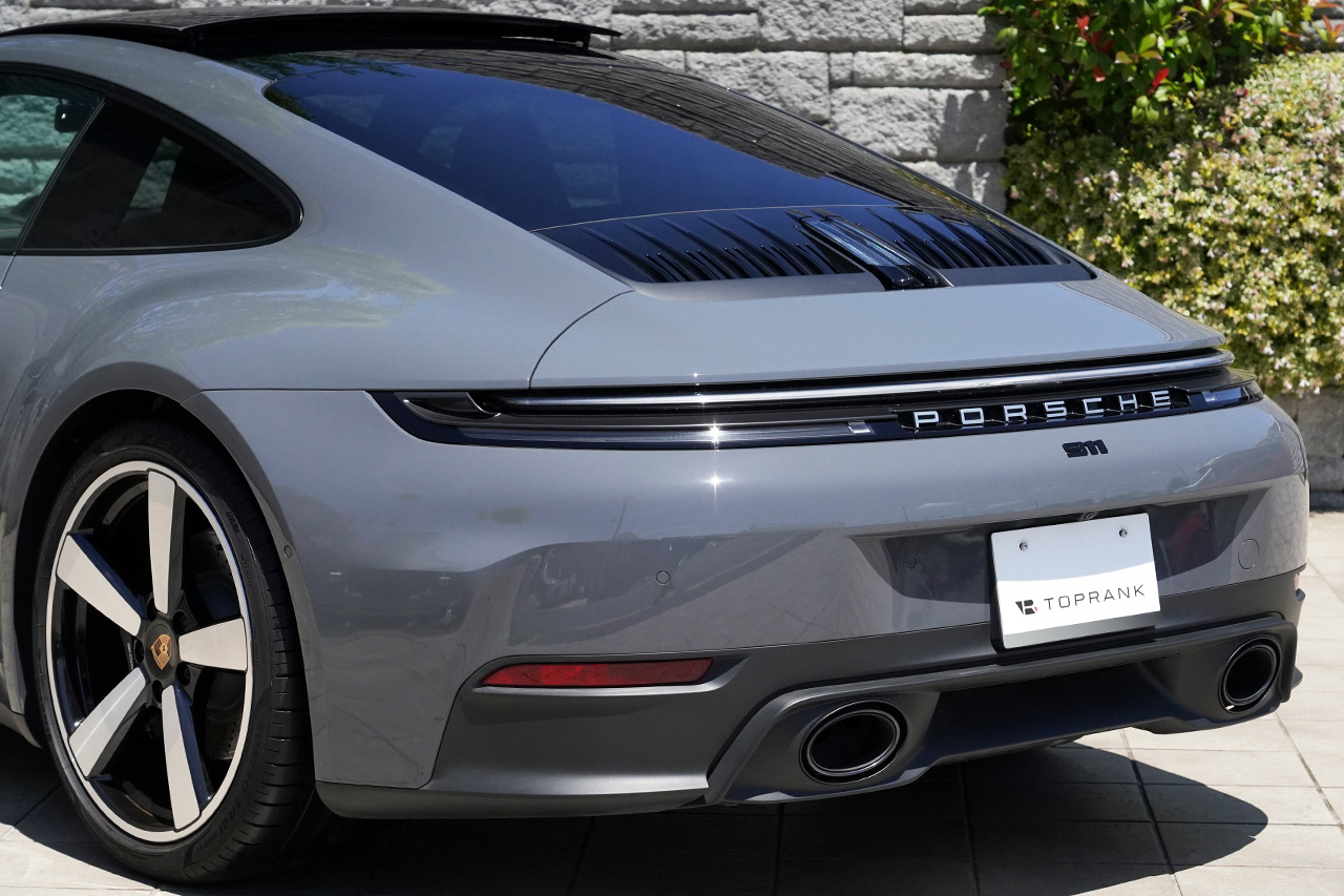 2025 Porsche 911 カレラ