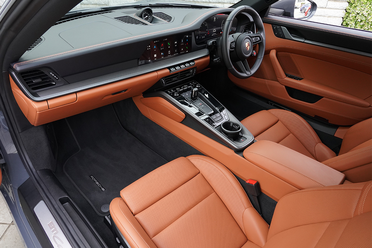 2025 Porsche 911 カレラ