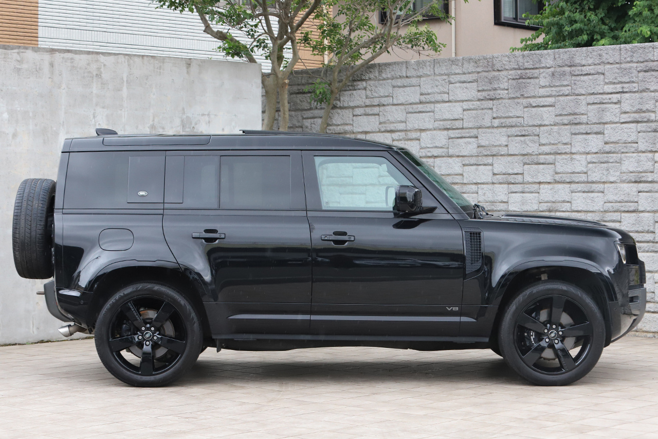 2024 Land Rover DEFENDER 
