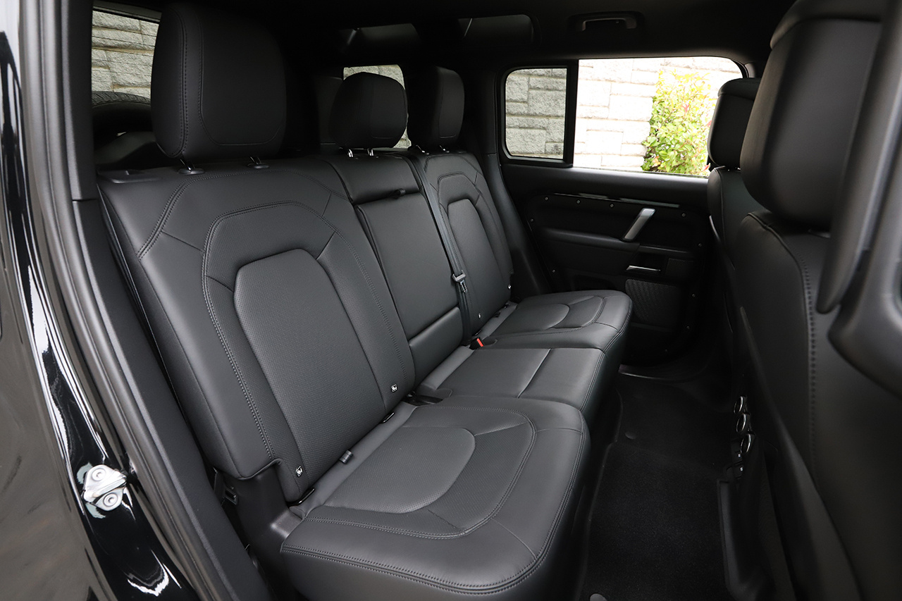 2024 Land Rover DEFENDER 
