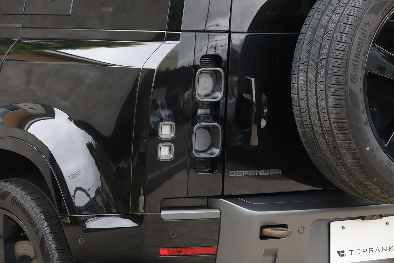 2024 Land Rover DEFENDER 
