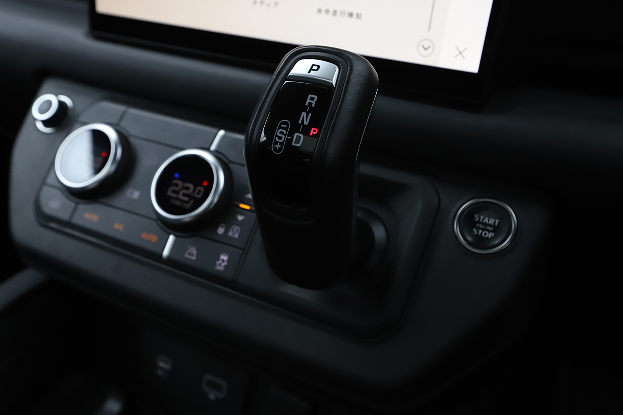 2024 Land Rover DEFENDER 