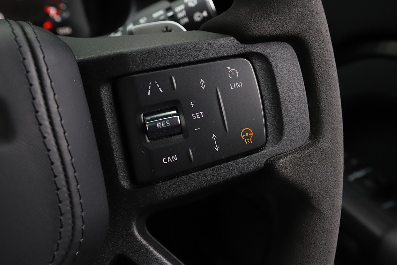 2024 Land Rover DEFENDER 
