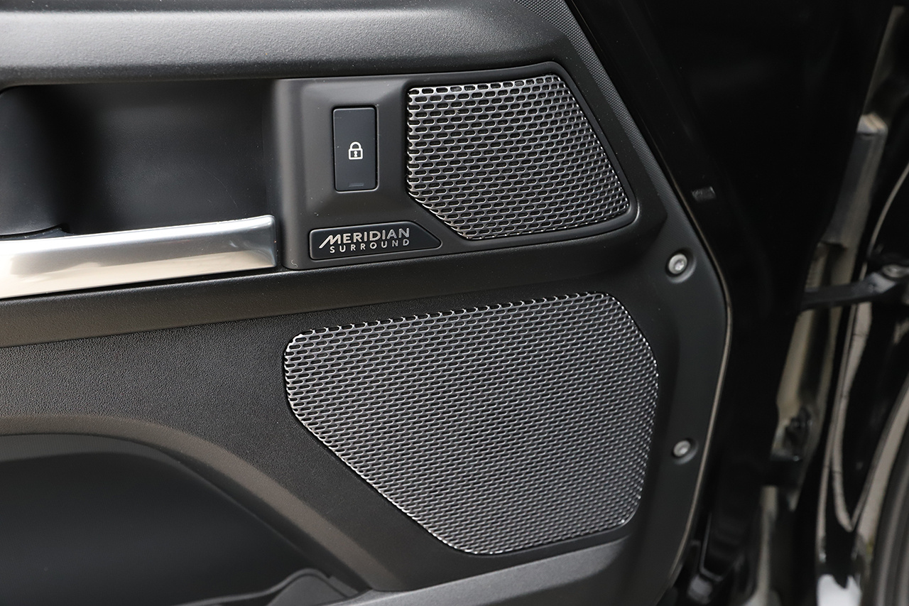 2024 Land Rover DEFENDER 