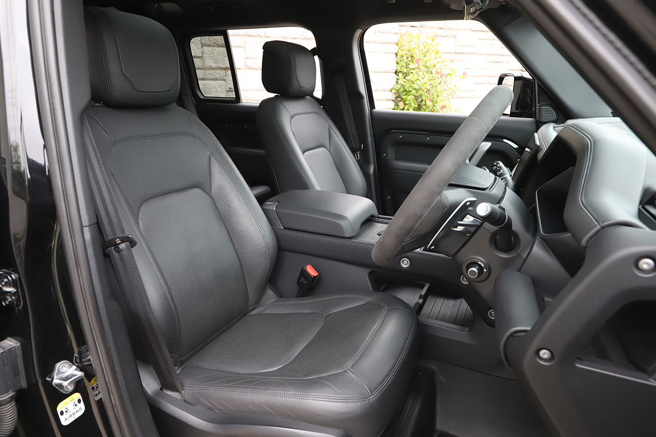 2024 Land Rover DEFENDER 