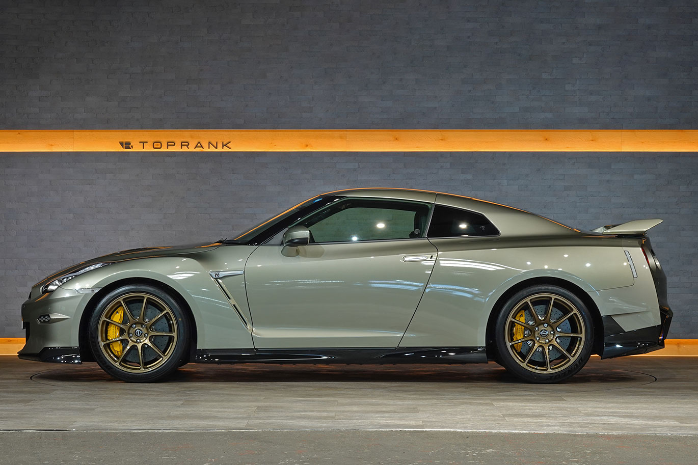 2025 Nissan GT-R R35 GT-R Premium Edition T-Spec, MY25, ONE OWNER, High-Precision Weight-Balanced Engine