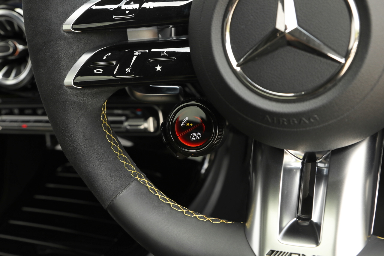 2024 Mercedes-AMG A-CLASS null