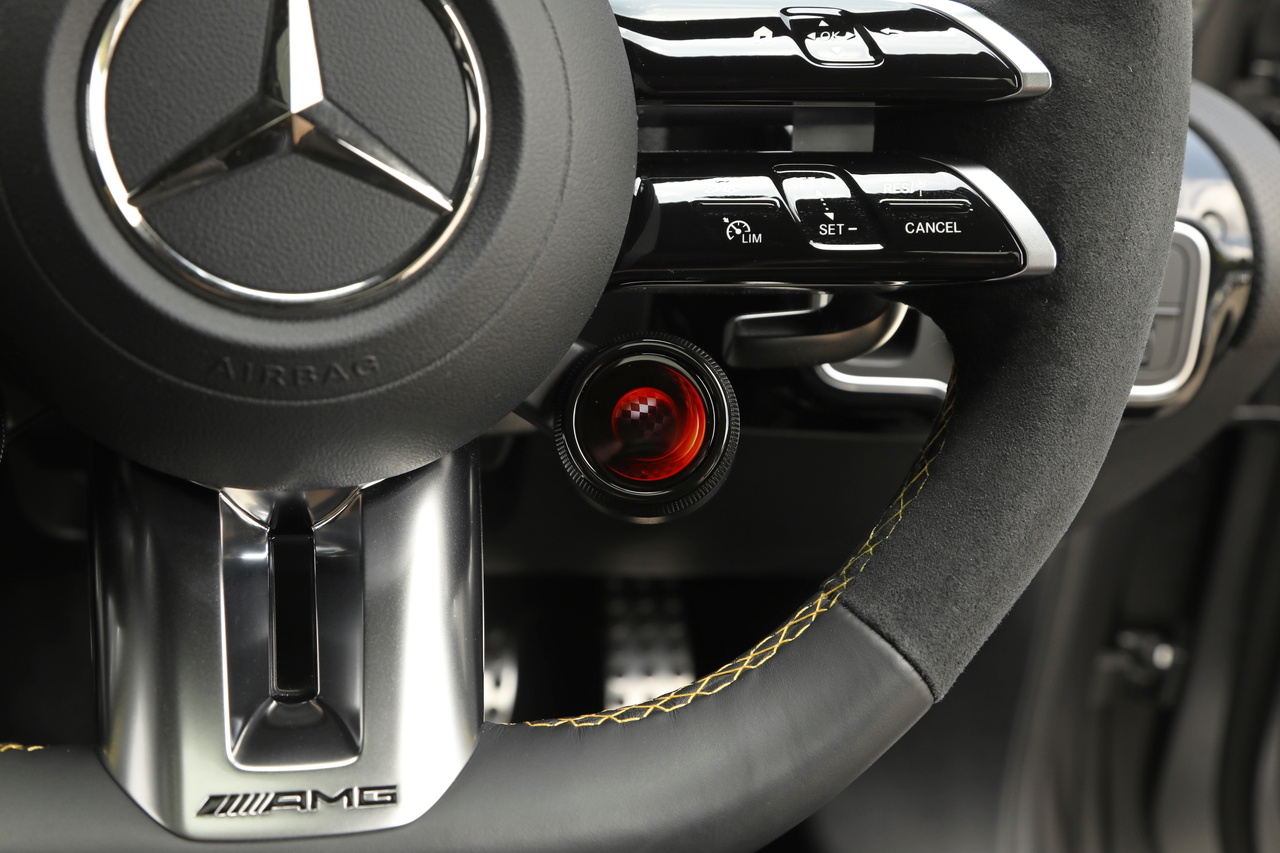 2024 Mercedes-AMG A-CLASS null