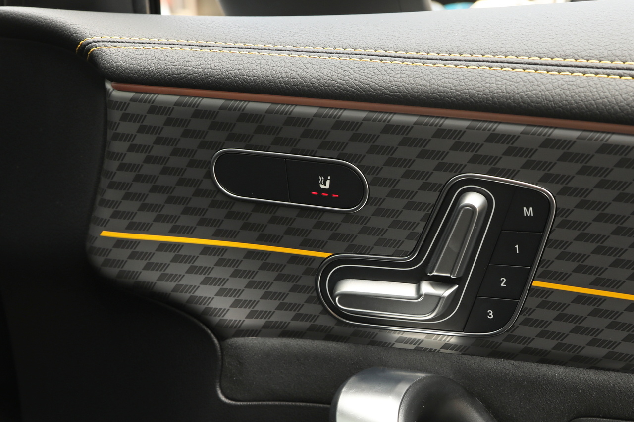 2024 Mercedes-AMG A-CLASS null