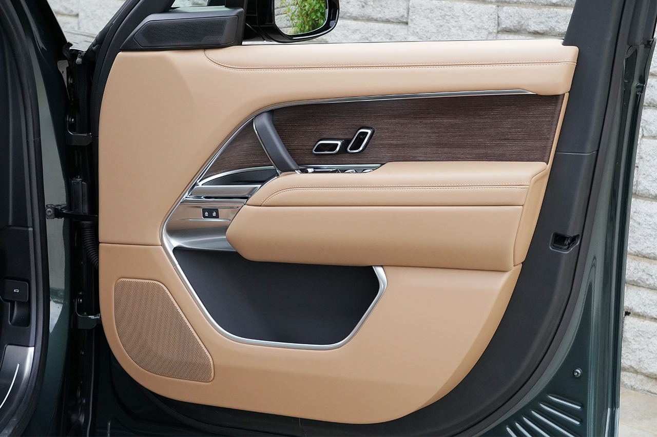 2025 Land Rover RANGE ROVER 