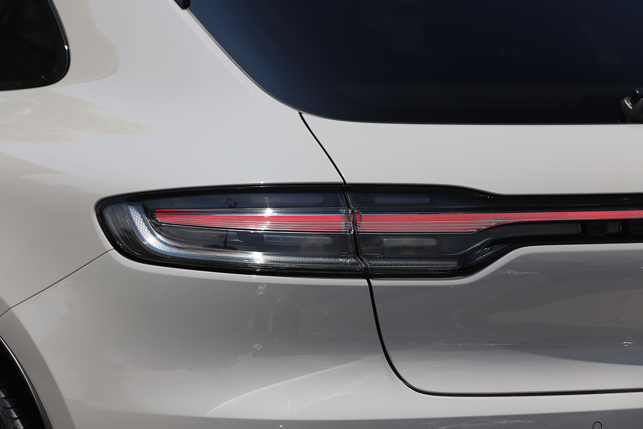 2020 Porsche MACAN 