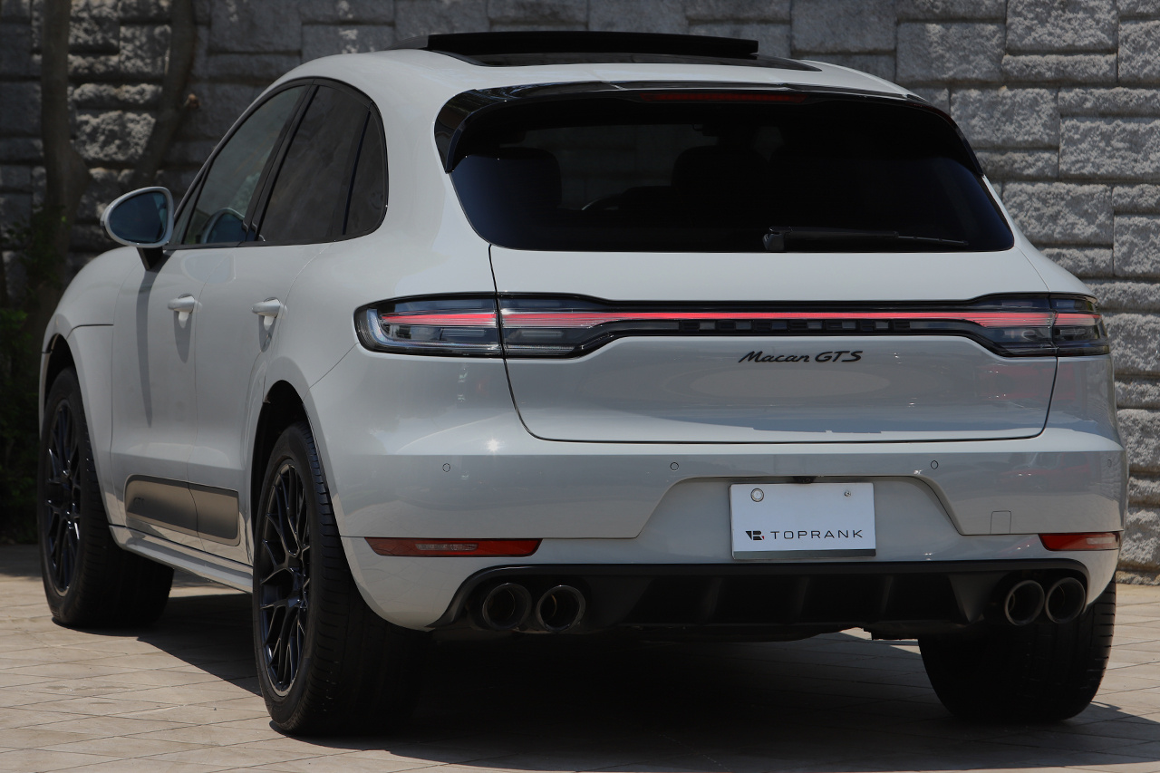2020 Porsche MACAN 