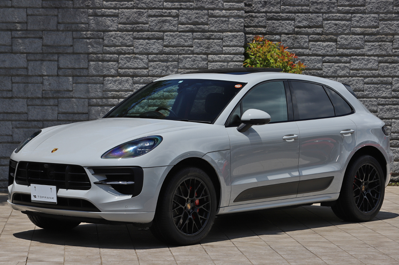 2020 Porsche MACAN 
