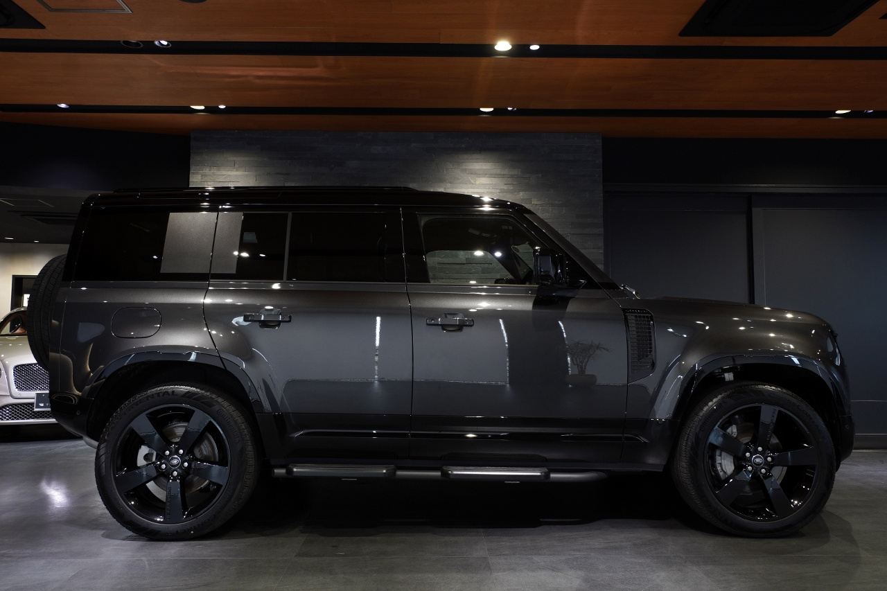 2025 Land Rover DEFENDER null