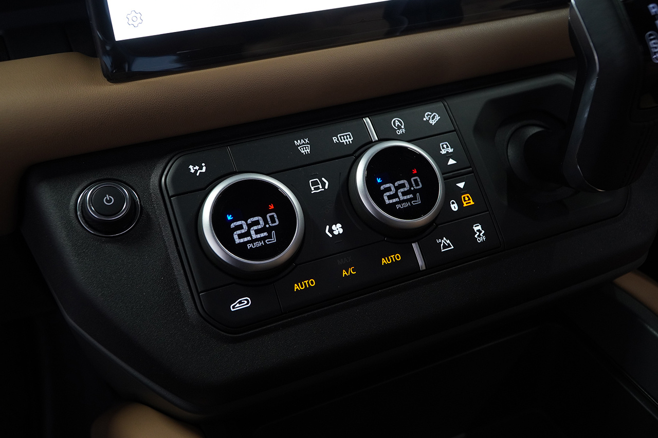 2025 Land Rover DEFENDER null