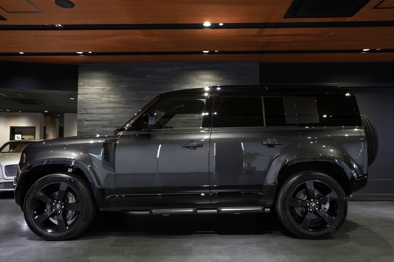 2025 Land Rover DEFENDER null