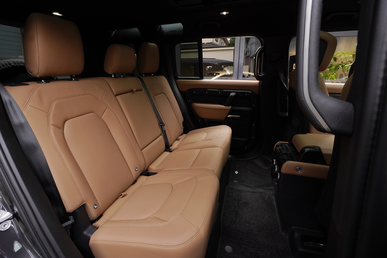 2025 Land Rover DEFENDER null