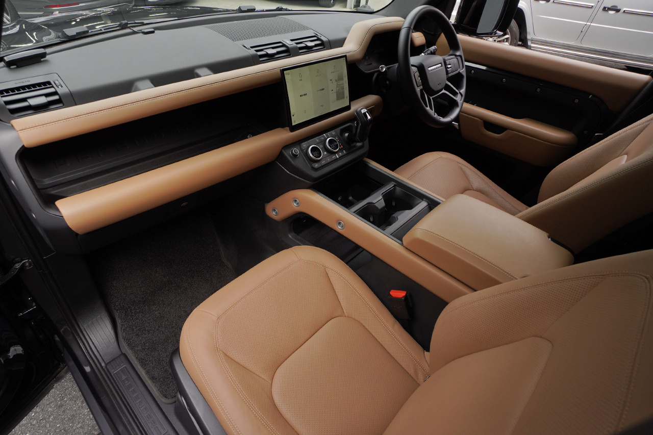 2025 Land Rover DEFENDER null
