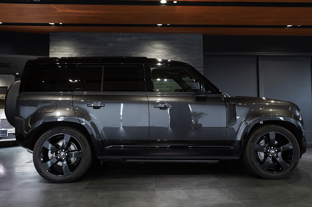2025 Land Rover DEFENDER null