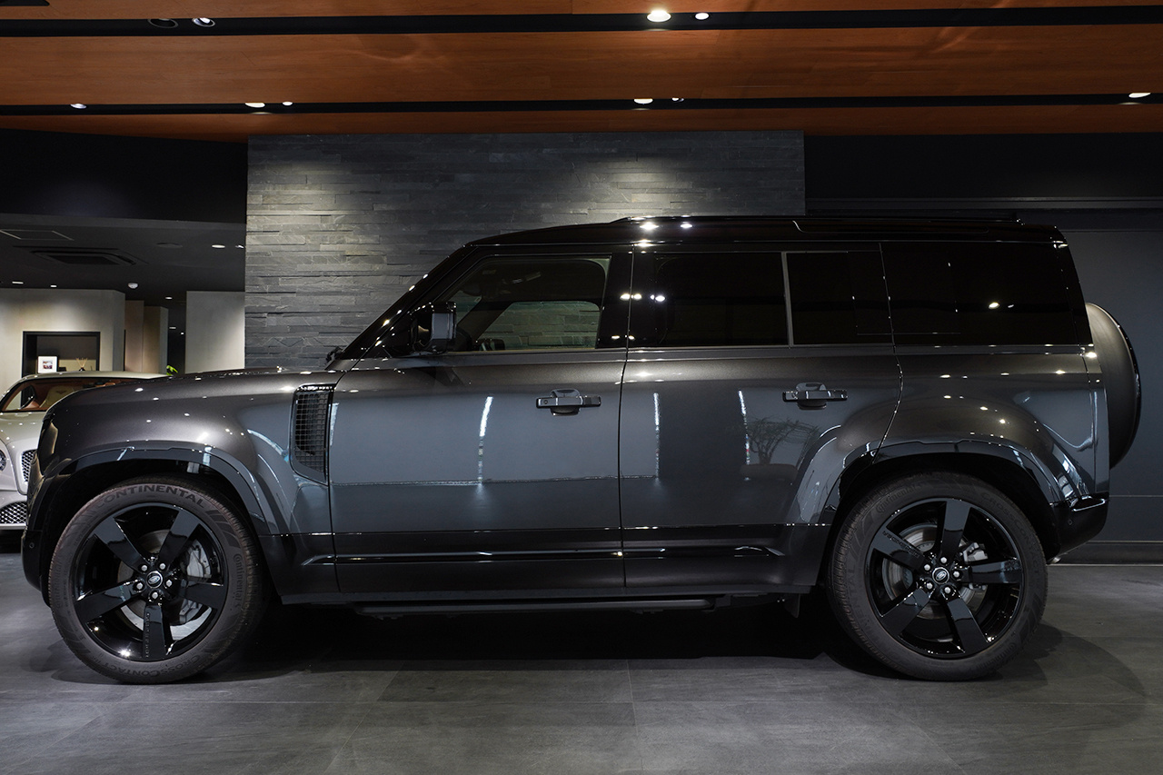 2025 Land Rover DEFENDER null