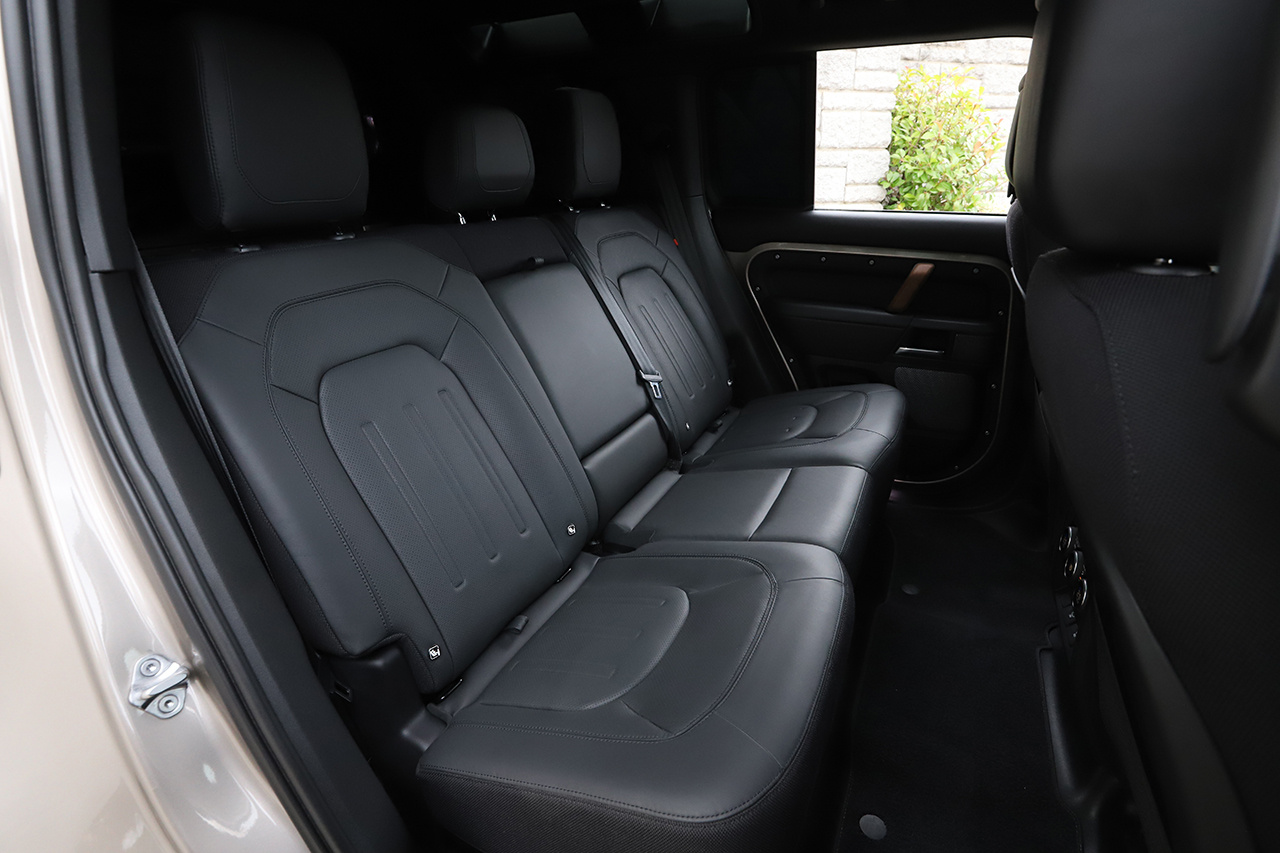 2023 Land Rover DEFENDER 