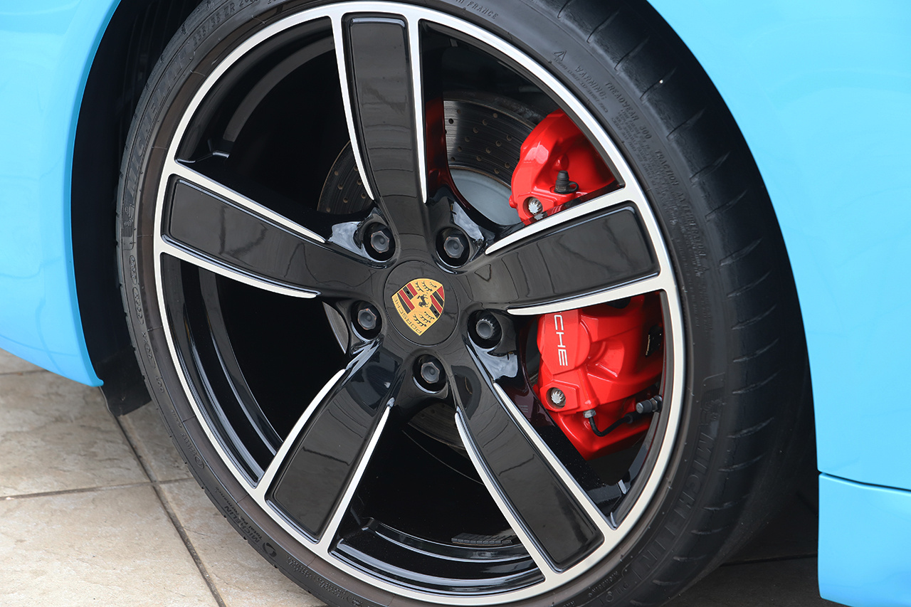 2021 Porsche 718 CAYMAN 