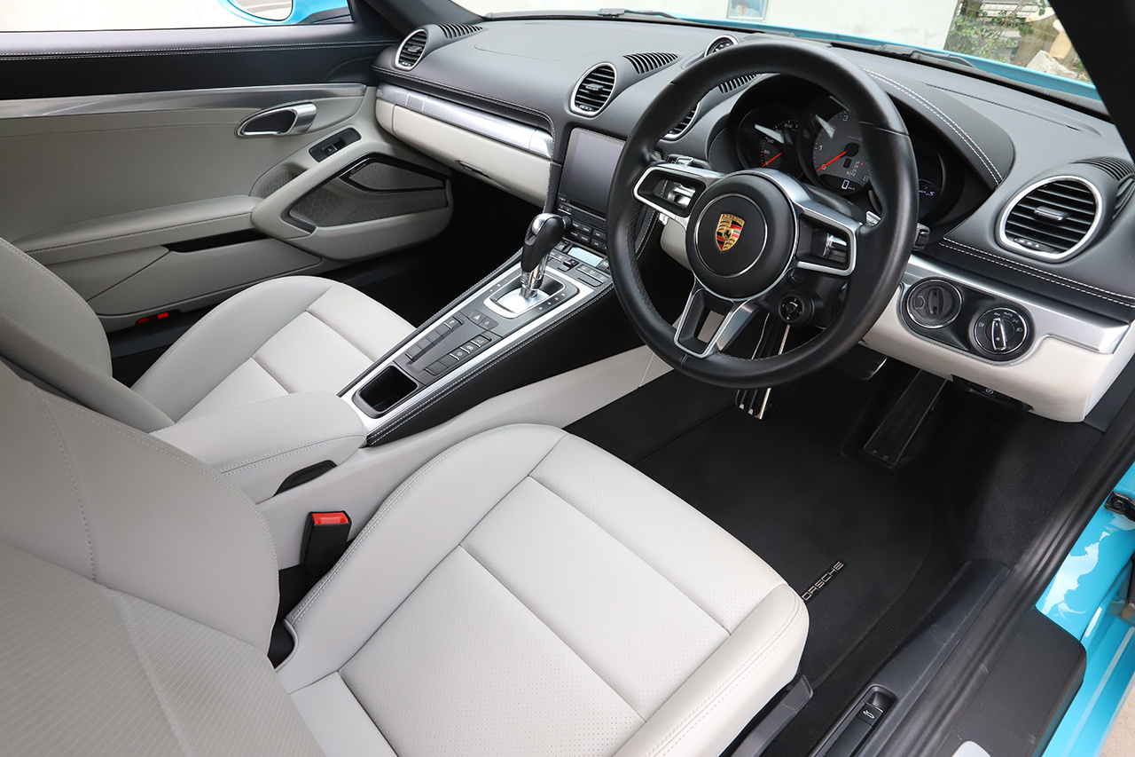 2021 Porsche 718 CAYMAN 