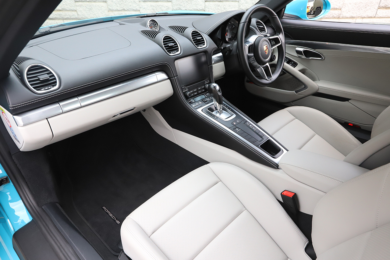 2021 Porsche 718 CAYMAN 
