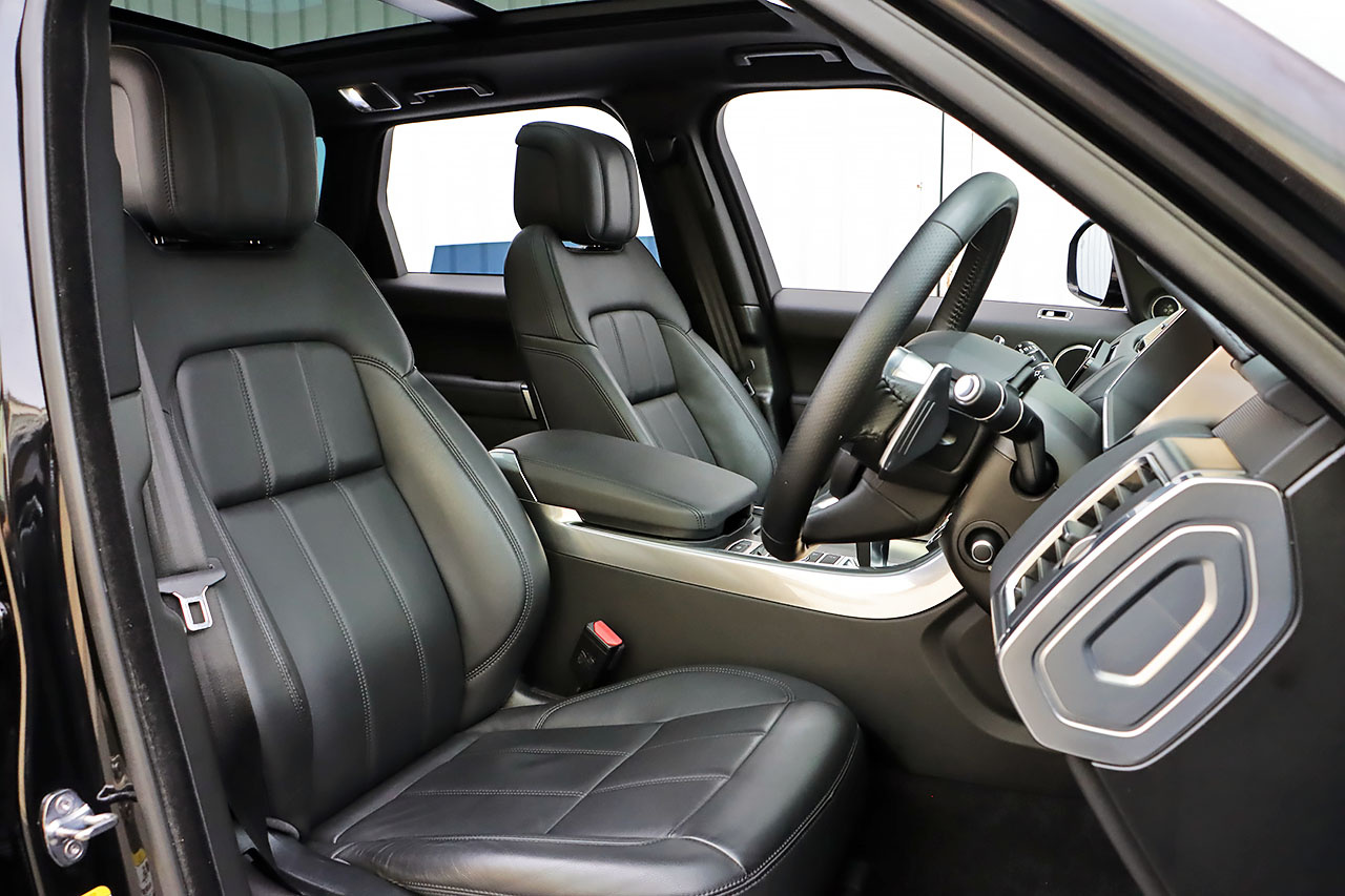 2020 Land Rover RANGE ROVER SPORT 