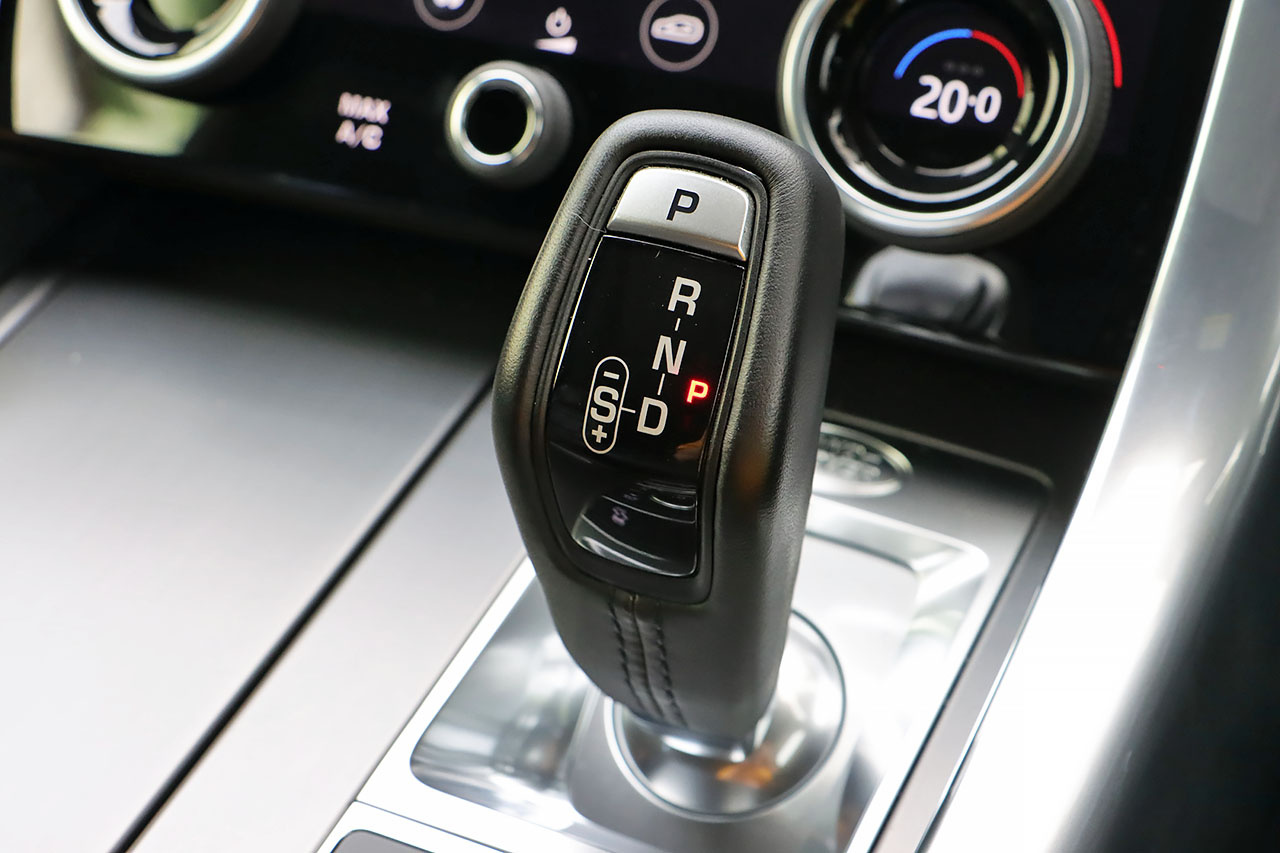 2020 Land Rover RANGE ROVER SPORT 