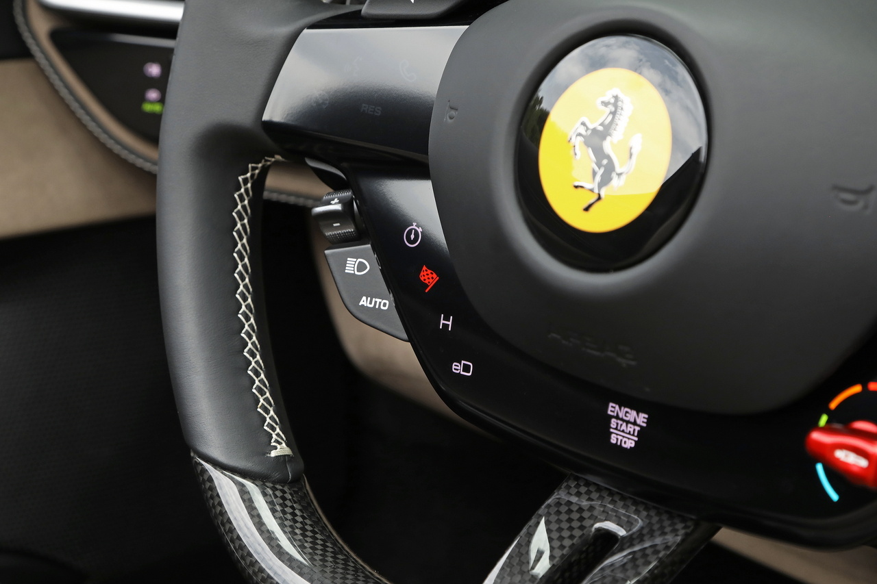 2024 Ferrari 296GTS null