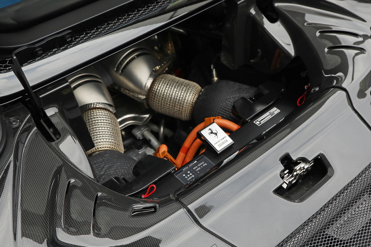 2024 Ferrari 296GTS null