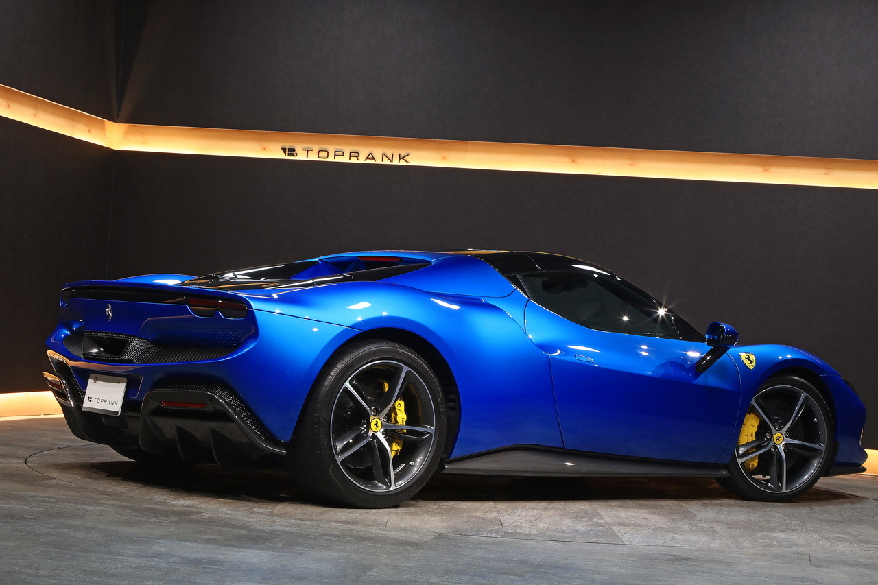 2024 Ferrari 296GTS null
