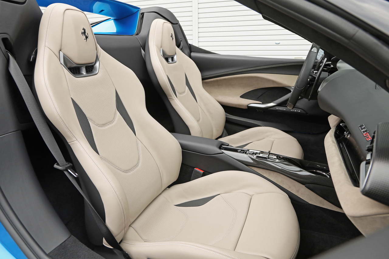 2024 Ferrari 296GTS null