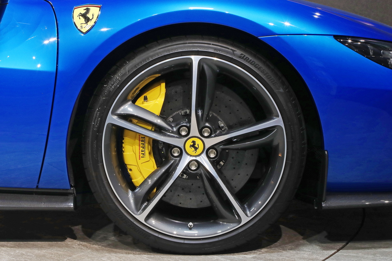 2024 Ferrari 296GTS null