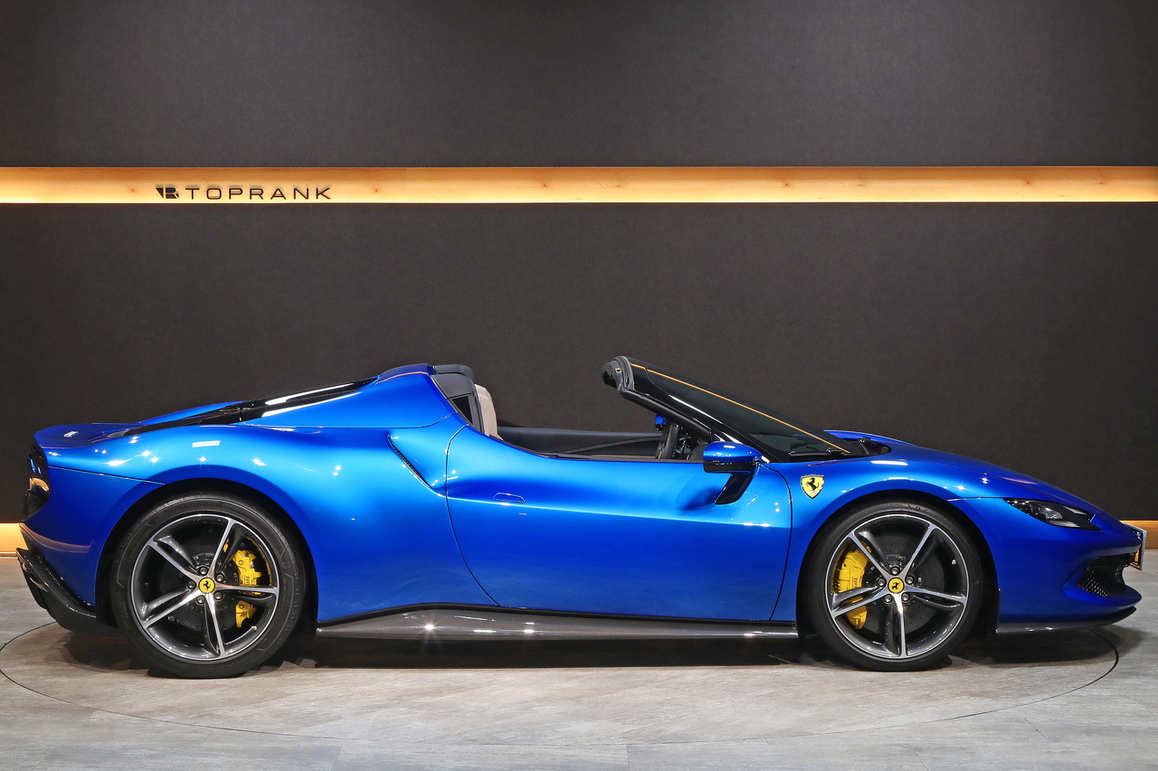 2024 Ferrari 296GTS null