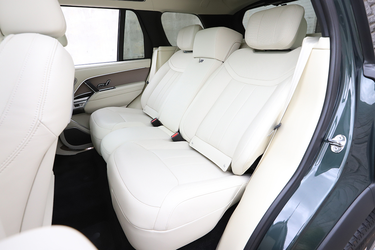 2025 Land Rover RANGE ROVER null